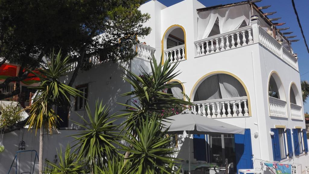 Wavedance Accommodation Salamís Exterior foto
